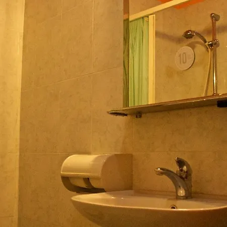 호텔 Saint Lorenz 2*